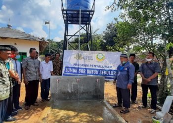 PEMBANGUNAN SUMUR BOR UNTUK DAERAH RAWAN PENDANGKALAN AQIDAH