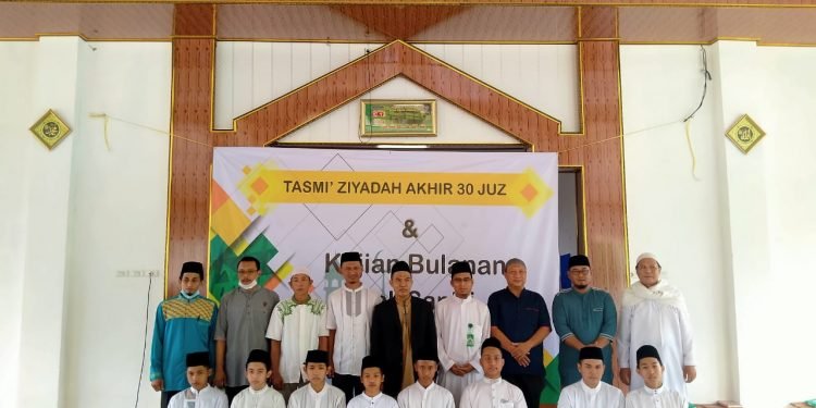PPTQ Kemiling Helat Pertemuan Wali Santri Tampilkan 8 Santri Hafidz Quran
