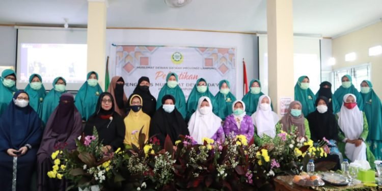 PELANTIKAN MUSLIMAT DEWAN DAKWAH LAMPUNG, LAUNCHING PROGRAM 1000 GURU NGAJI