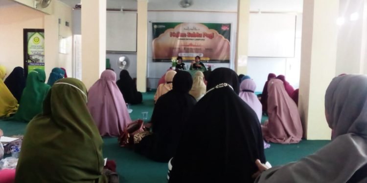 Pertemuan Perdana Tahsin Muslimat Dewan Da’wah Lampung , Realisasi Program 1000 Guru Ngaji