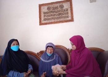 USIA TAK HALANGI MEMBERI MANFAAT BAGI UMAT