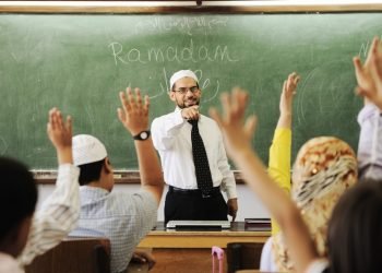 TERIMA KASIH UNTUK PARA GURU YANG IKHLAS