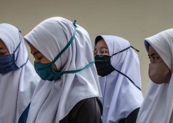 KEWAJIBAN JILBAB TAK PANTAS DIPERSOALKAN (PART 2)
