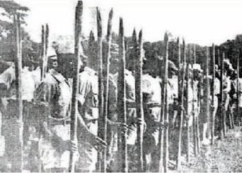 Keris, bambu runcing dan bedil