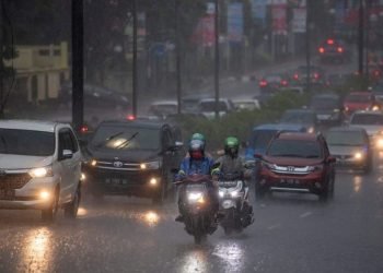 AMALAN SHALIH SAAT TURUN HUJAN