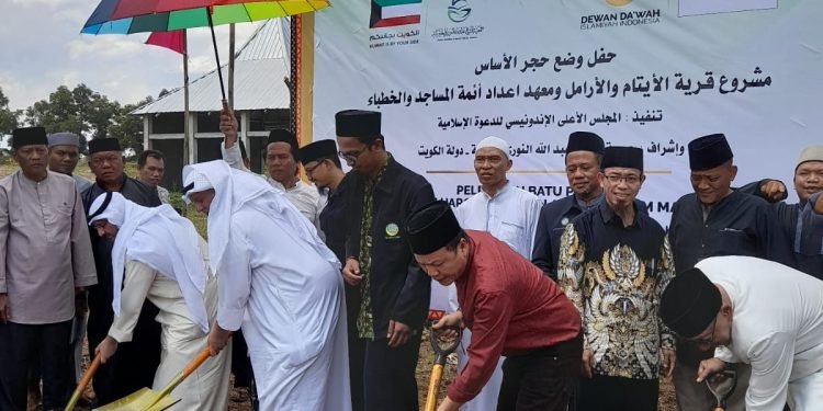 Dewan Dakwah siap bangun Perkampungan Keluarga Yatim dan Akademi Imam Masjid dan Khotib