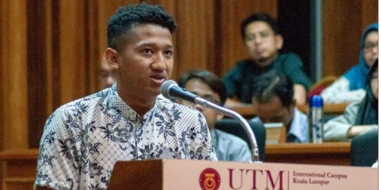 Beradab dan Berkarya di Usia Belia