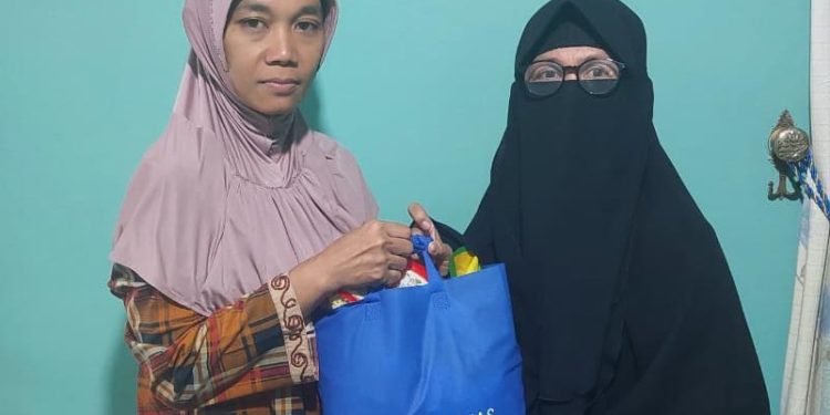 CINTA-NYA DATANG LEWAT HATIKU YANG TERSAKITI