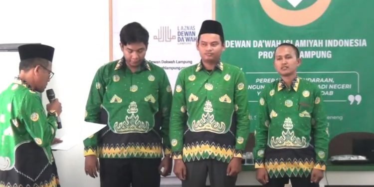 Lantik Pengurus LBH Dewan Dakwah Lampung Untuk Melindungi Umat dan Menyediakan Bantuan Hukum
