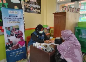 LAZNAS Dewan Dakwah Lampung dan SDIT Permata Bunda Berikan Layanan Kesehatan Gratis Bagi Tendik