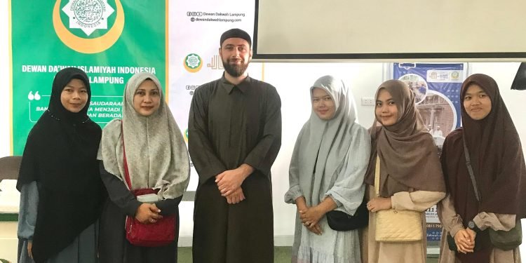 Kajian Memukau di Dewan Dakwah Lampung: Keajaiban Islam di Palestina