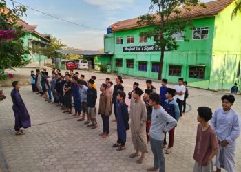 Apel Pagi Santri di PPTQ Dewan Dakwah Kemiling, Lampung, Membina Kebersamaan dan Disiplin