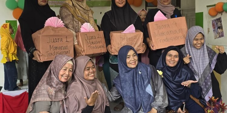 Serunya Fashion Show dan Lomba Memasak Ibu dan Anak ! TK Dewan Da’wah Lampung Peringati Hari Kartini dengan Kreativitas Tanpa Batas