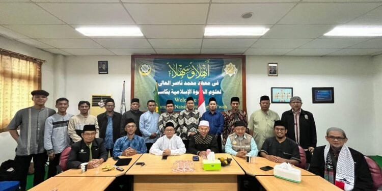 Penyambutan Istimewa Rombongan Studi Ilmu Unit Pendidikan Dewan Dakwah Lampung ke Pusdiklat Dewan Dakwah Pusat