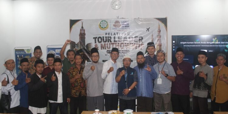 Dewan Da’wah Lampung Gelar Dauroh Perdana Tour Leader dan Muthowwif, Cetak Pembimbing Jamaah Umrah Profesional