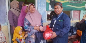 KOKOHKAN AKIDAH, KUATKAN KEPEDULIAN SOSIAL: DEWAN DA’WAH LAMPUNG & LAZANAS DEWAN DA’WAH SALURKAN BANTUAN PAKET SEMBAKO