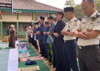 Sholat Istisqo Dilaksanakan di SDIT Permata Bunda